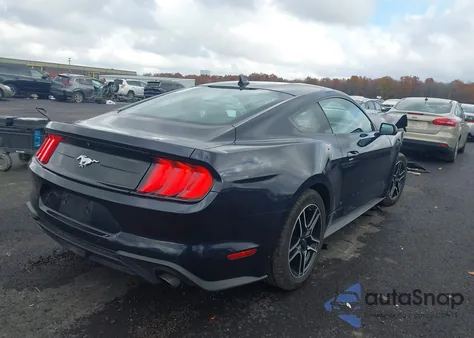 2021 Ford Mustang Ecoboost Fastback z USA, uszkodzony, nr VIN 1FA6P8TH4M5120405